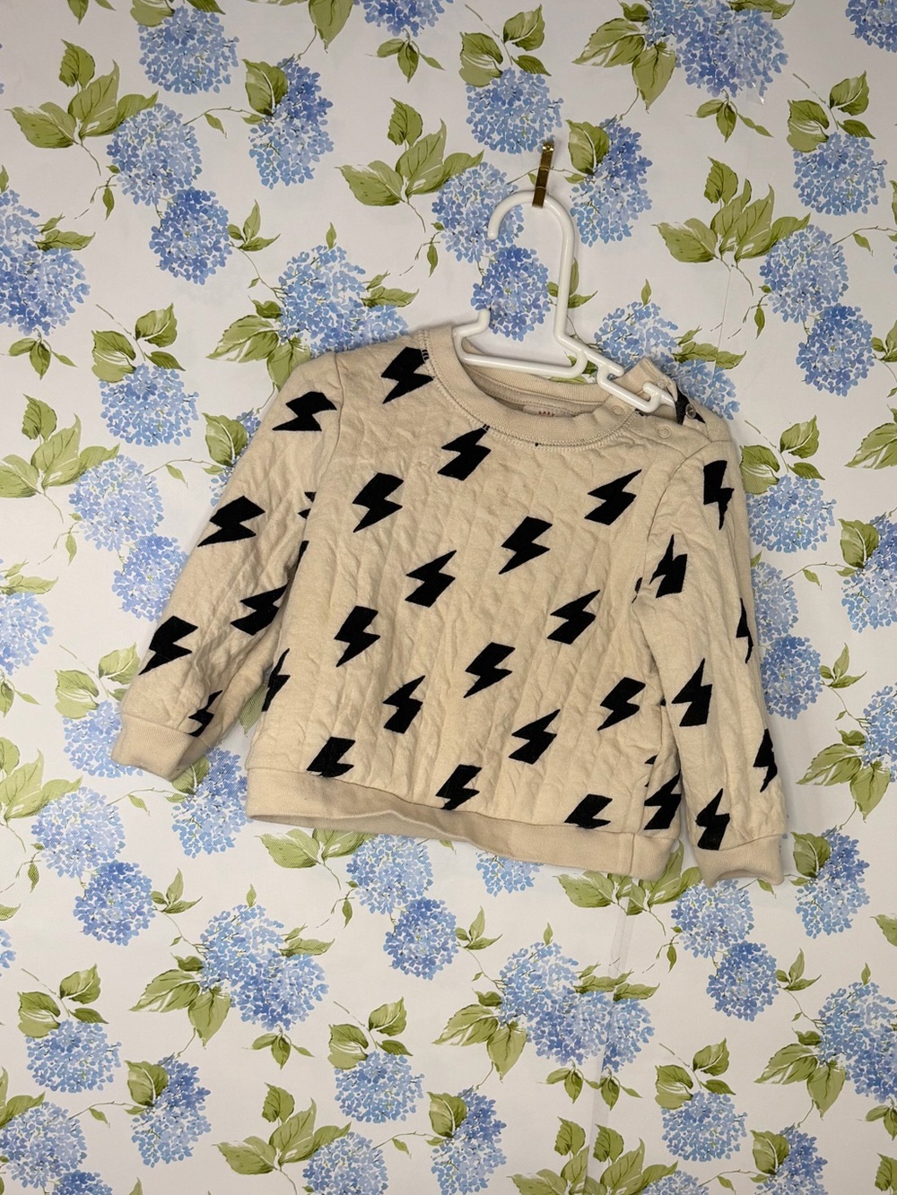 Cat & Jack Beige Sweatshirt with Black Lightning Bolts